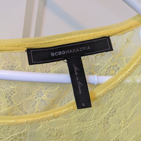 BCBG MaxAzria Canary yellow ruffle lace blouse - Picture 5 of 5
